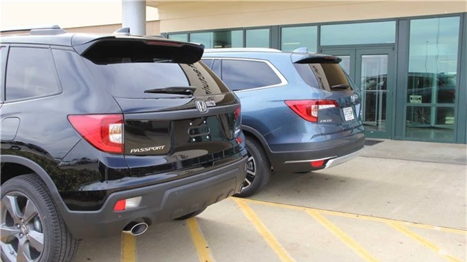 2019-honda-passport-vs-2019-honda-pilot-so-sanh-7.jpg