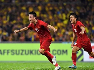 Trai đẹp Huy Hùng cảnh báo đồng đội về thể lực của người Mã
