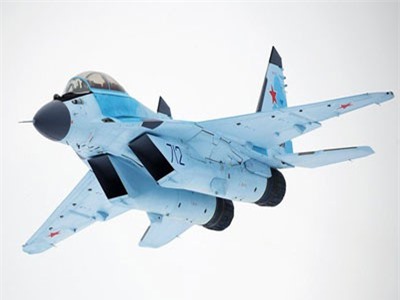 Khoảnh khắc 'chim sắt' MiG-35 Nga cất cánh thẳng đứng