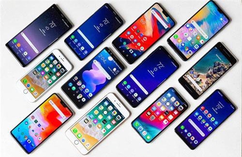 Thị trường smartphone sẽ sớm hồi phục, màn hình lớn sẽ vẫn chiếm vị trí chủ đạo