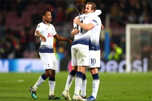 Tottenham xuất sắc giành vé đi tiếp.