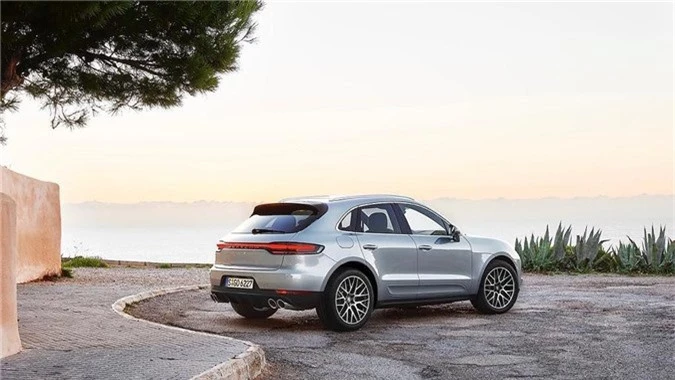 Trình làng Porsche Macan S 2019 mạnh hơn với động cơ V6 Turbo mới ảnh 2