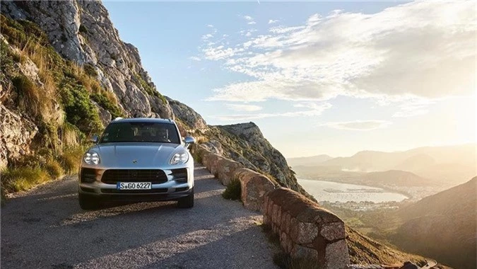 Trình làng Porsche Macan S 2019 mạnh hơn với động cơ V6 Turbo mới ảnh 7