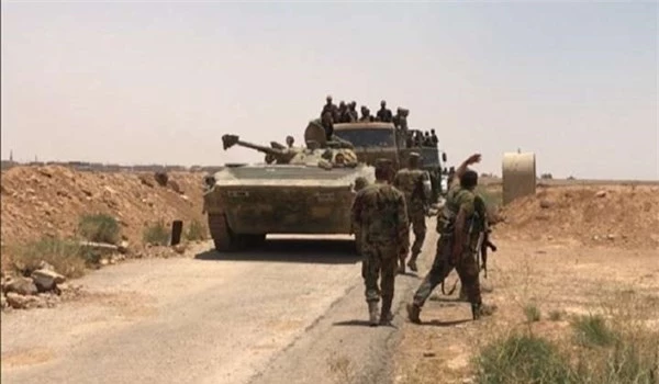 Khủng bố không dừng tấn công, quân đội Syria điều một loạt lính mới và vũ khí tới vùng đệm. 
