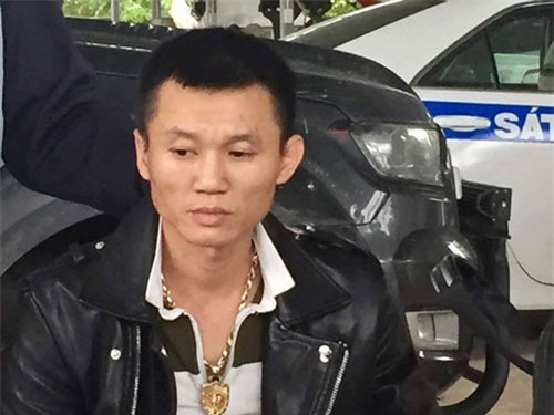 Quảng Trị: Truy bắt đối tượng vi phạm tốc độ, “lòi” ra súng ngắn, mã tấu và hồng phiến