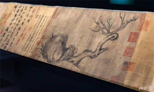 Bức tranh cổ Trung Quốc siêu hiếm gần 1.000 tuổi giá 1,4 nghìn tỷ đồng