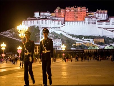 Washington dọa cấm các quan chức Trung Quốc tới Mỹ giữa lúc căng thẳng