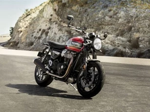 Cận cảnh Triumph Speed Twin 2019 công suất 97 mã lực