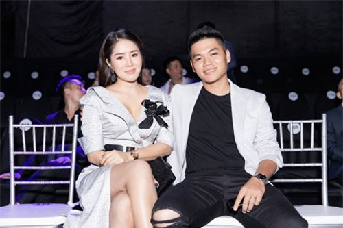 Không còn là Hương "Gạo nếp gạo tẻ", Lê Phương "lên đồ" sang chảnh, sánh bước ngọt ngào bên chồng trẻ
