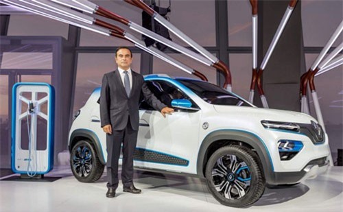 Chỉ còn lại Renault bên chủ tịch Carlos Ghosn vướng vòng lao lý