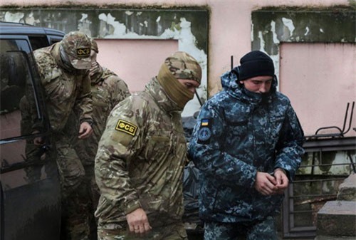 Nga thẳng thừng bác yêu cầu của Mỹ về việc thả thủy thủ Ukraine