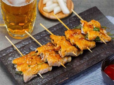 Cuối tuần làm bữa thịt xiên que nóng hổi thơm phức đãi cả nhà