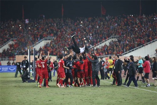 Niềm hạnh phúc tột cùng của tuyển thủ Việt Nam sau chức vô địch