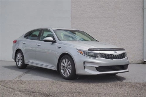 4. Kia Optima EX 2018.