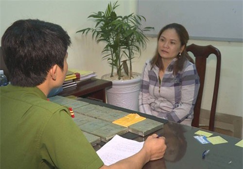 Đắk Lắk: Truy tố "nữ quái" mang 22 bánh ma túy lên xe khách đi tiêu thụ