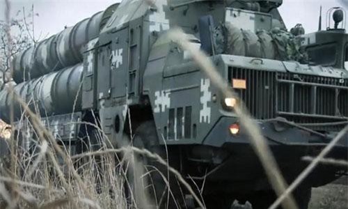 Lá chắn S-300 của Ukraine diễn tập tìm diệt mục tiêu tại miền Đông