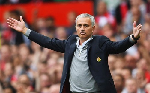 Klopp khen Mourinho là HLV hay nhất thế giới