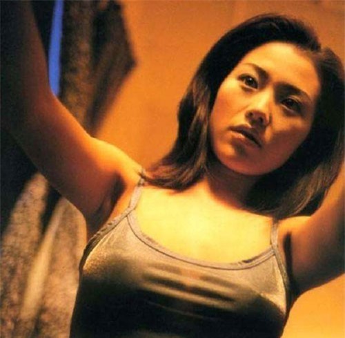 Mỹ nhân nóng bỏng nhất thập niên 90: Cả đời ám ảnh vì quá khứ đóng phim cấp 3