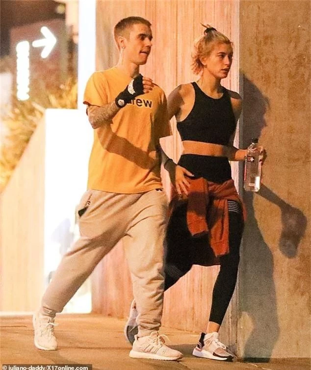  Justin Bieber và Hailey Baldwin thậm chí còn muốn về sống ở Canada để có sự bình yên 