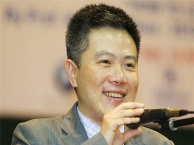 Giáo sư Ngô Bảo Châu nhận giải thưởng toán học tại Pháp