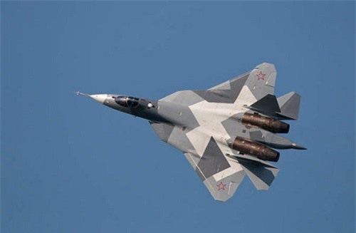 Xem biên đội Su-57 của Nga "bay lượn" theo đội hình