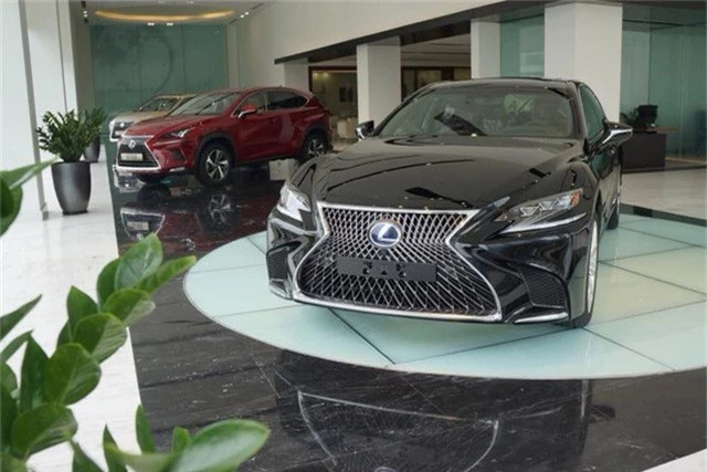 Nhiều dòng xe Lexus rục rịch tăng giá cả trăm triệu, giá LX570 cao nhất 8,18 tỷ đồng tại Việt Nam - Ảnh 2.