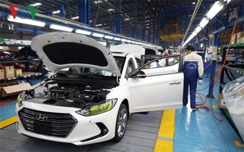 Công nghiệp hỗ trợ yếu kém sẽ khó có ôtô giá rẻ