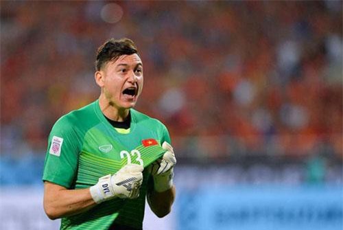 5 bí mật đời thường thú vị của thủ thành Đặng Văn Lâm