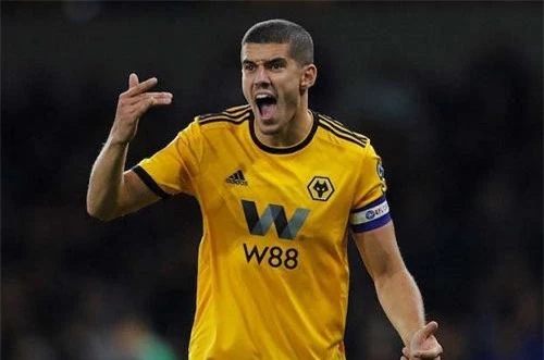 Trung vệ: Conor Coady (Wolves).