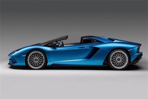 3. Lamborghini Aventador S Roadster 2018.