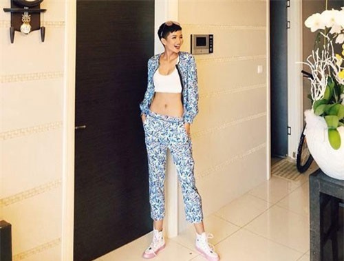 Cuộc sống hoa hậu H'Hen Niê thay đổi thế nào từ khi đăng quang?