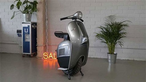 Độc đáo xe điện 1 bánh với kiểu dáng Vespa Sprint cổ