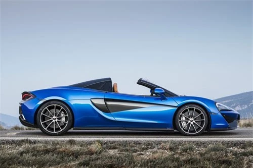 6. McLaren 570S Spider 2018.