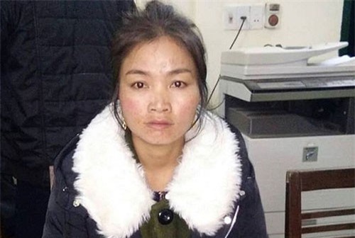 Bố ký thỏa thuận bán con 15 tuổi để… thoát nghèo