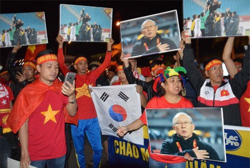 HLV Park Hang- seo được bầu Đức đưa về Việt Nam bằng cách nào?