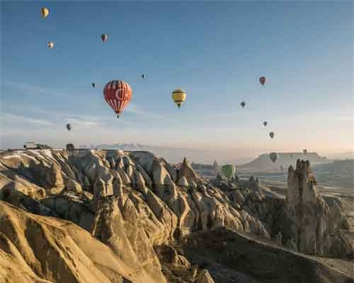 Bán tất cả gia sản, cả nhà cùng nhau du lịch vòng quanh thế giới