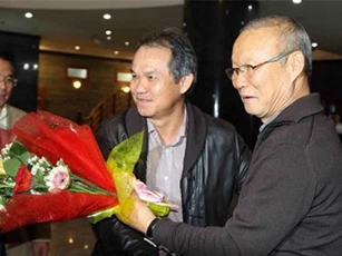Dự đoán ngày mới (17/12) cho 12 con giáp: Tuổi Tí lạc quan, tuổi Sửu căng thẳng