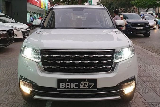 Xe BAIC Trung Quoc “nhai” Range Rover gia 658 trieu tai Viet Nam-Hinh-2