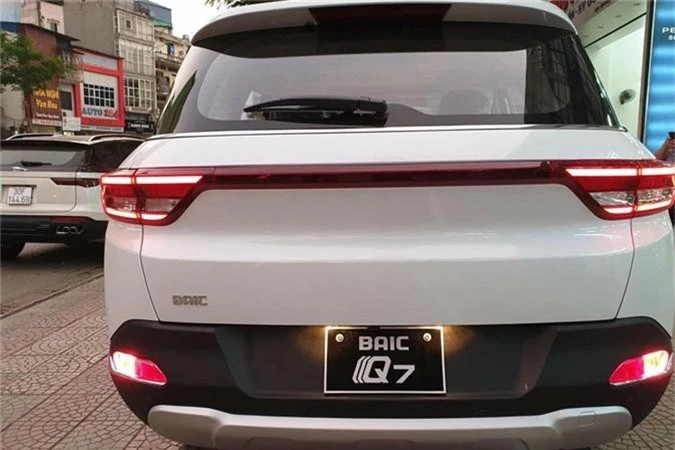 Xe BAIC Trung Quoc “nhai” Range Rover gia 658 trieu tai Viet Nam-Hinh-7