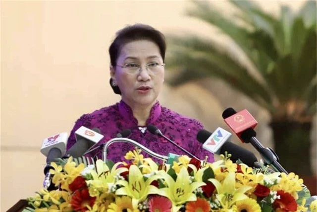 Chủ tịch Quốc hội Nguyễn Thị Kim Ngân phát biểu tại phiên khai mạc kỳ họp cuối năm của HĐND TP Đà Nẵng