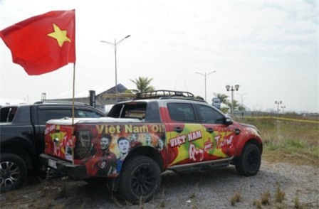 Bán tải Triton thắng đậm ở đường đua King of Pickup