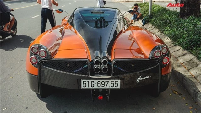 Minh nhựa cho Pagani Huayra tái xuất với màn tăng tốc ấn tượng trên phố - Ảnh 6.