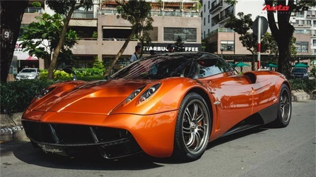 Minh nhựa cho Pagani Huayra tái xuất với màn tăng tốc ấn tượng trên phố - Ảnh 7.