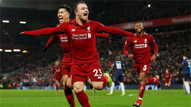  Niềm vui của Shaqiri với cú đúp bàn thắng đưa Liverpool tới chiến thắng 