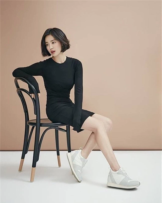 Từng má phính dễ thương, Song Hye Kyo giảm cân lại gợi cảm, sexy đến thế này - Ảnh 3.