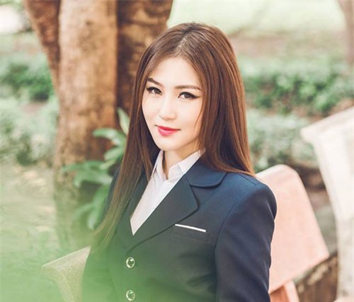 "Em gái mưa" bất ngờ đạt view khủng, giúp Hương Tràm vượt Sơn Tùng