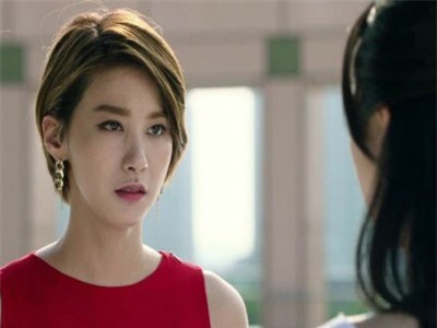 Hoang mang khi chồng sắp cưới bị người yêu cũ 'lừa ngủ' còn quay clip