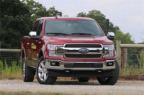 2. Ford F-Series (doanh số: 83.290 chiếc).