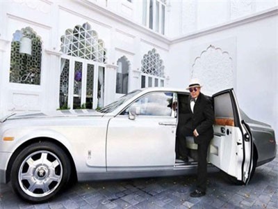 Siêu xe Phantom của đại gia Khải Silk 'đội nón ra đi'