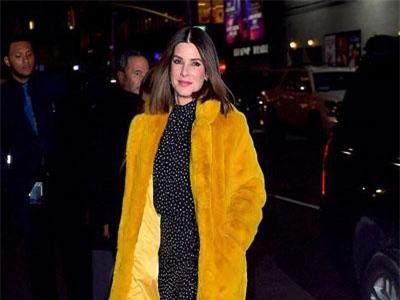 Sandra Bullock trẻ trung đáng kinh ngạc